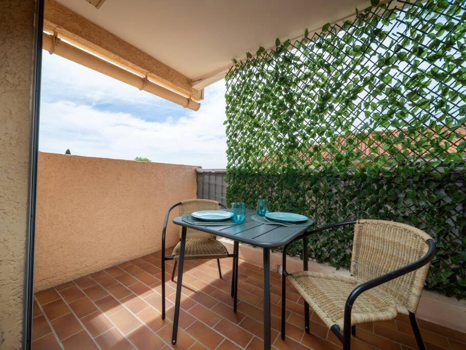 Appartement Tout Equipe Terrasse Parking Privatif Six-Fours-les-Plages Esterno foto